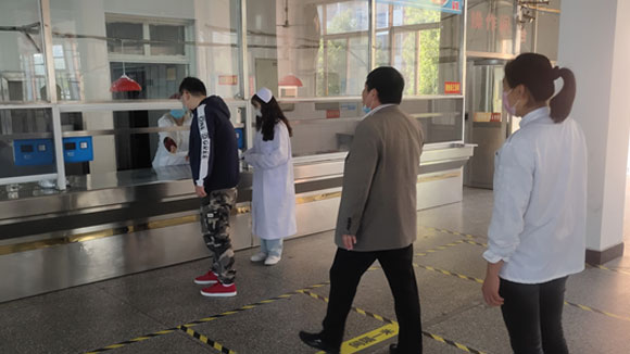 beat365开展开学前疫情防控模拟演练