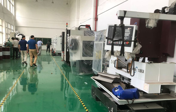 考察交流 共谋发展 ——记beat365考察团到淮南市职教中心参观学习活动报道