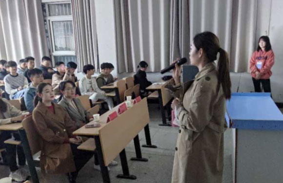 beat365举行2020年大学迎新生大会