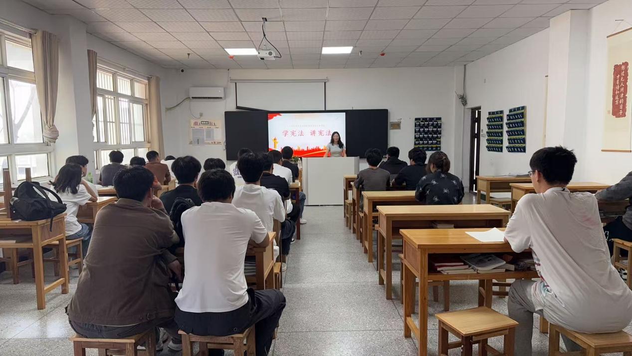 “学宪法,讲宪法”主题团日活动圆满举行