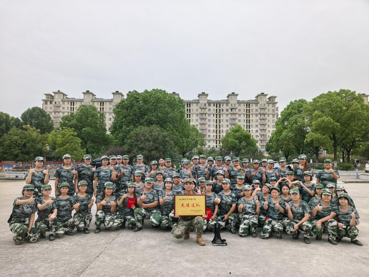 军训捷报!艺术建工系女兵七连获评“先进连队”多人获“军训标兵”
