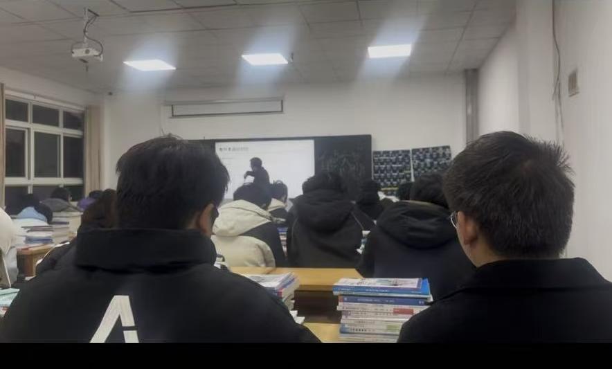 逐梦本科，职启新程